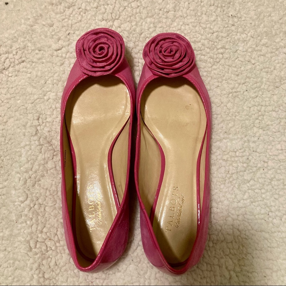 Talbots pink ballet flats with rose flower design